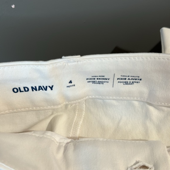 Old Navy high rise pixie skinny - Picture 3 of 3